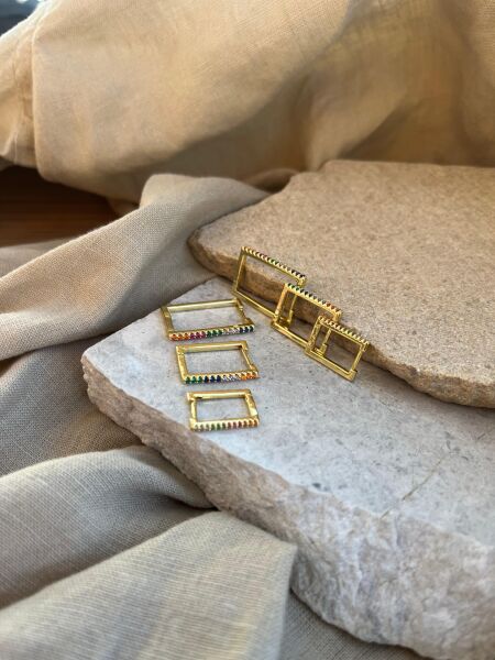 Yakemiyou Renkli Taşlı Dikdörtgen Altılı Küpe