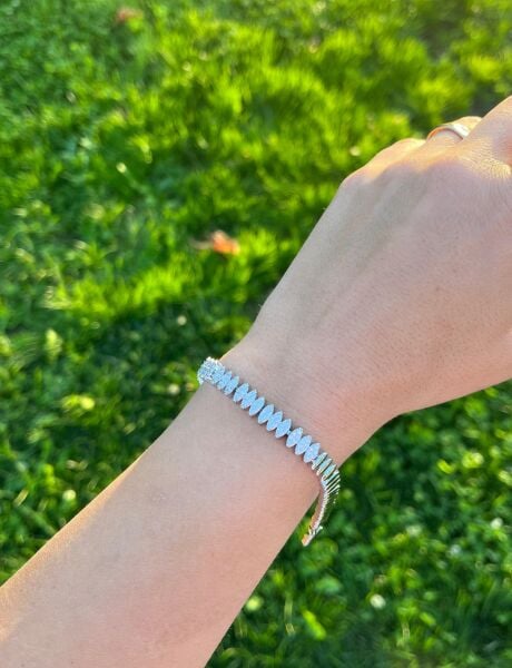 14K Gümüş Renkli Oval Dizilimli Taşlı Bileklik