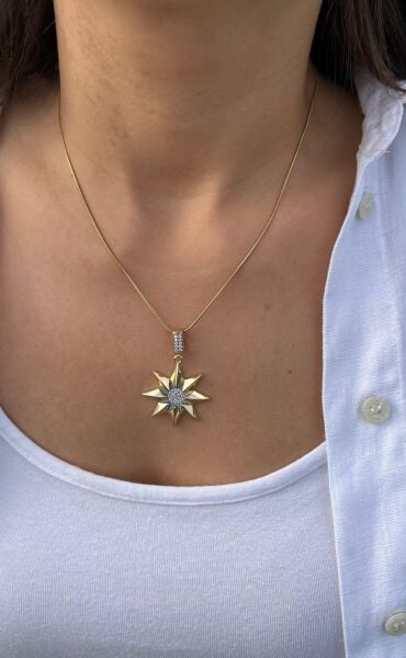 Yıldız Uçlu Taşlı Kolye