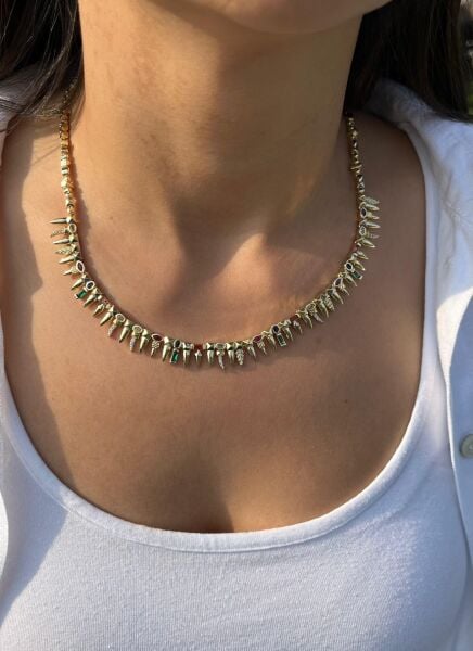 Renkli Taşlı Dişli Kolye