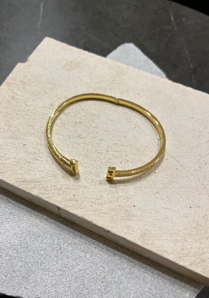 14K Altın Renkli Taşlı Kelepçe