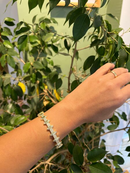 Ysx Jewelry Altın Rengi Taşlı Kare Detaylı Kelepçe