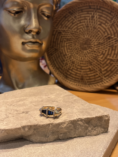 Mavi Taşlı İşlemeli Yüzük