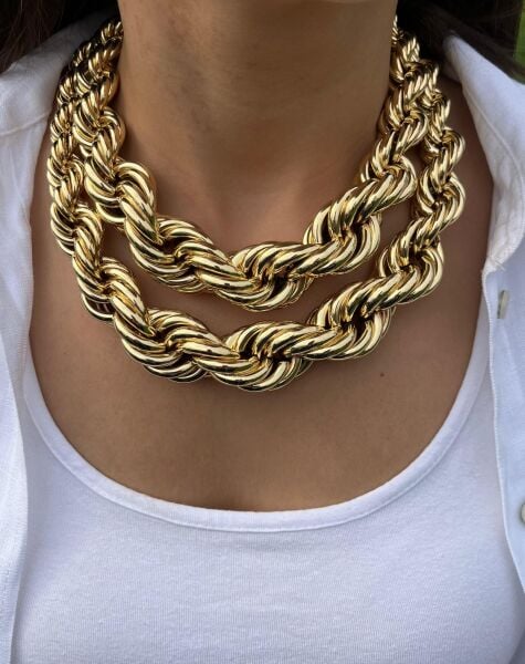 Kalın Burgu Kısa Kolye