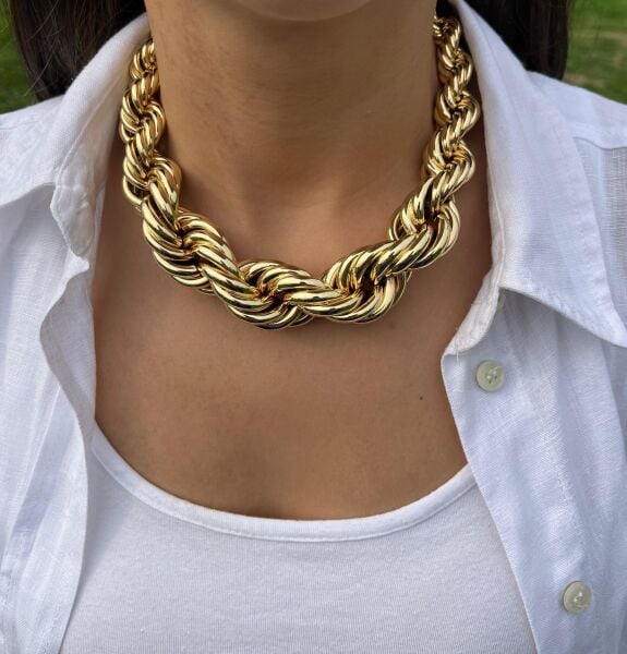 Kalın Burgu Kısa Kolye