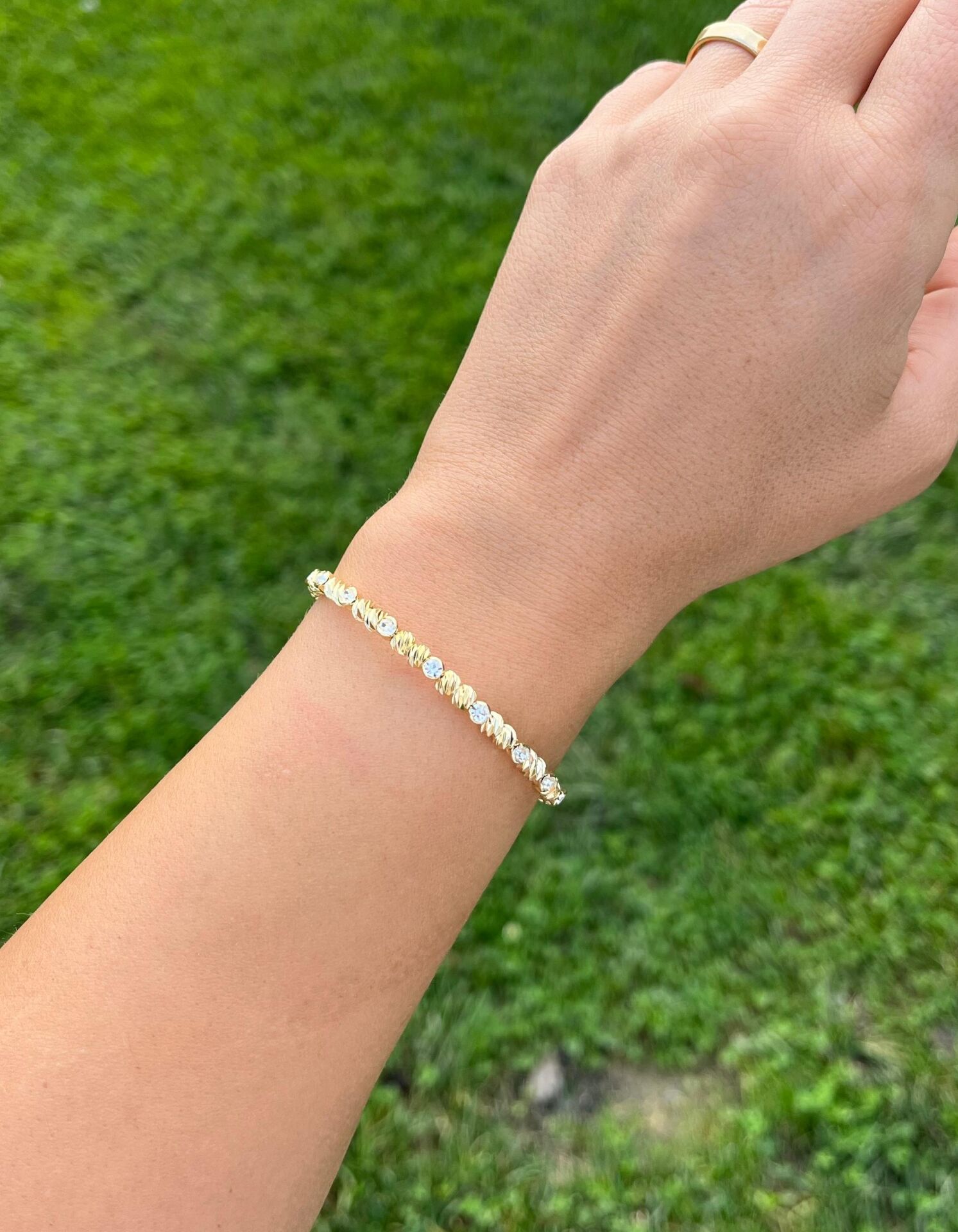 Dorika Taşlı Kelepçe