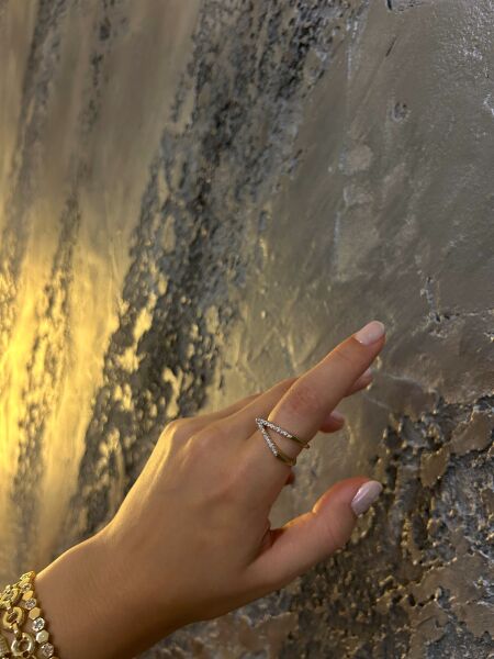 Yüzük V Desen Taşlı