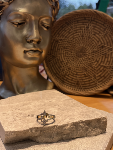 Yüzük Yıldız Taş Desenli