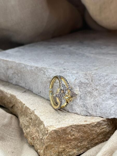 Yüzük Yıldız Taş Desenli