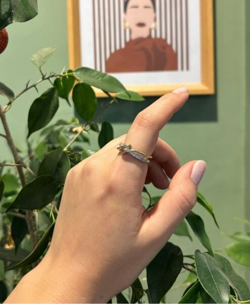 Yüzük Taşlı Sarmal