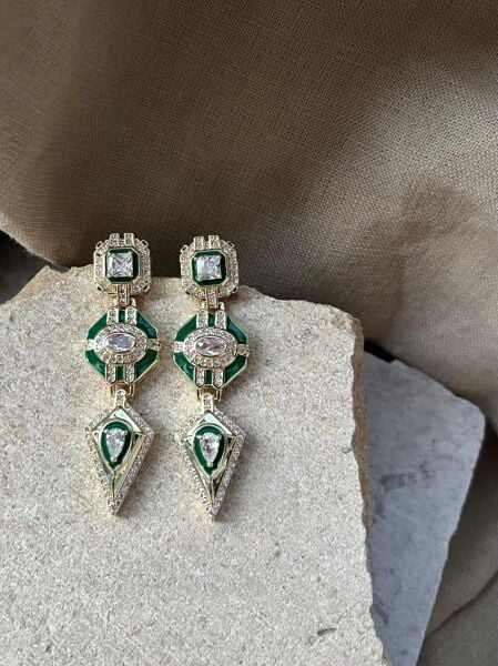 Antik Yeşil Sarkıt Küpe