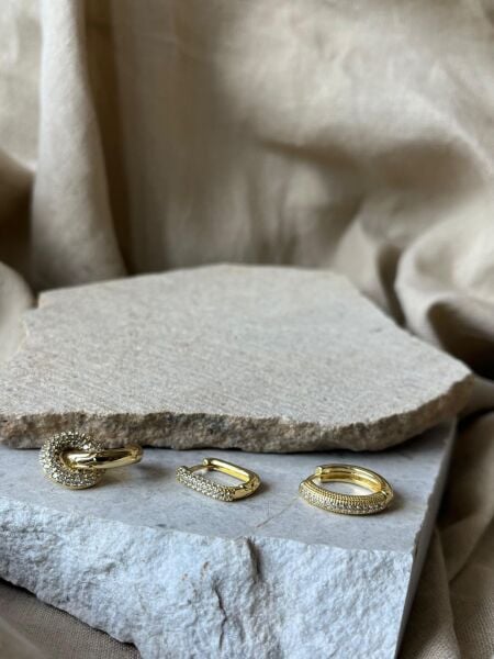 YSX Jewelry Altın Renkli Üçlü Küpe Seti