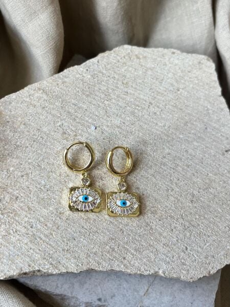 Altın Renkli Taşlı Gözlü Küpe