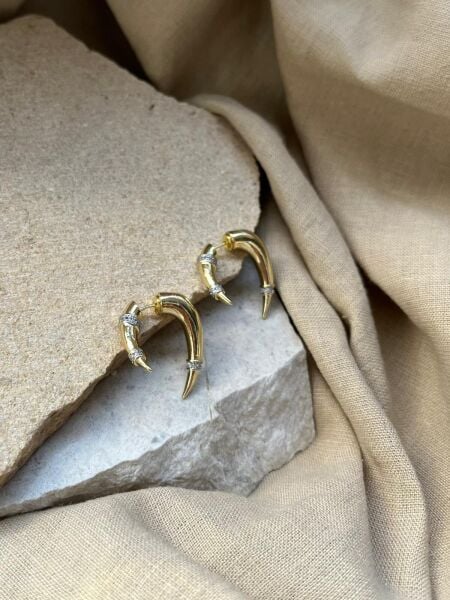 Çift Taraflı Boynuz Küpe