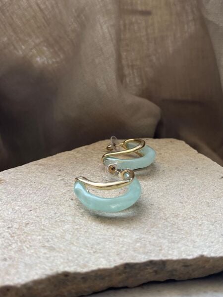 Açık Yeşil Taşlı Yarım Ay Küpe