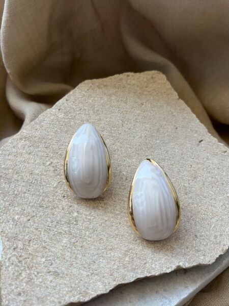 Beyaz Taşlı Çekirdek Küpe