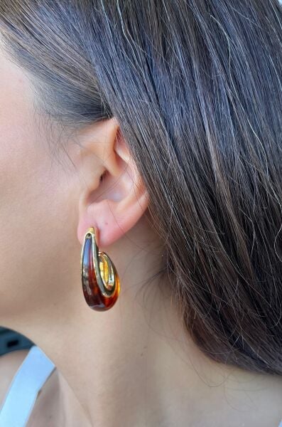 Kahverengi Taşlı U Küpe