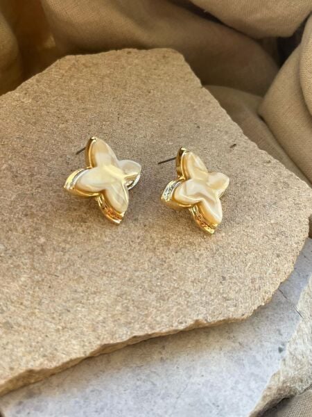 Beyaz Taş Yaprak Küpe