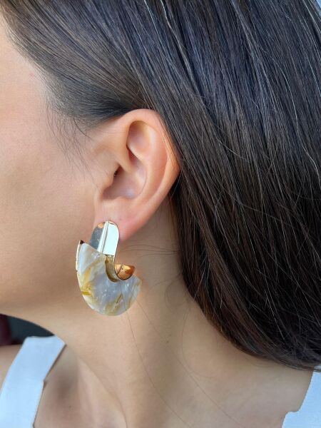 Coffee Patterned Half Wheel J Earring