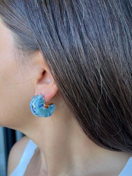 Mavi Desenli Yarım Tekerlek Küpe