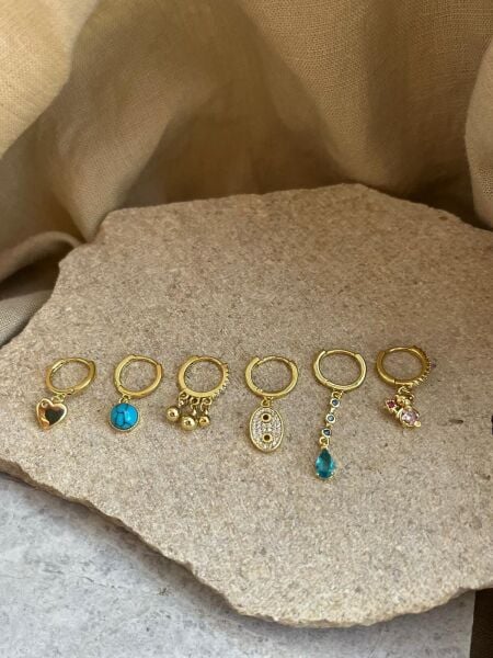 Yakemiyou Altın Renkli Taş Detaylı Altılı Küpe