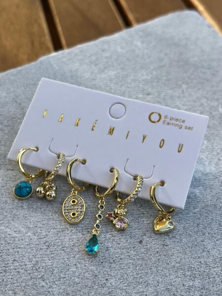 Yakemiyou Altın Renkli Taş Detaylı Altılı Küpe