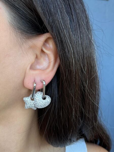 Gümüş Renkli Taşlı Kalpli Küpe