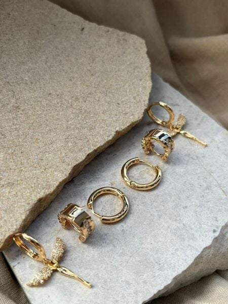 Altın Renkli Taşlı Perili Altılı Küpe