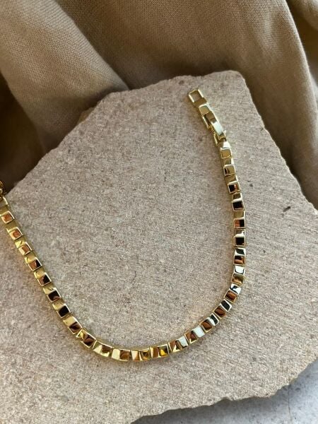 14K Sıralı Kutu Bileklik