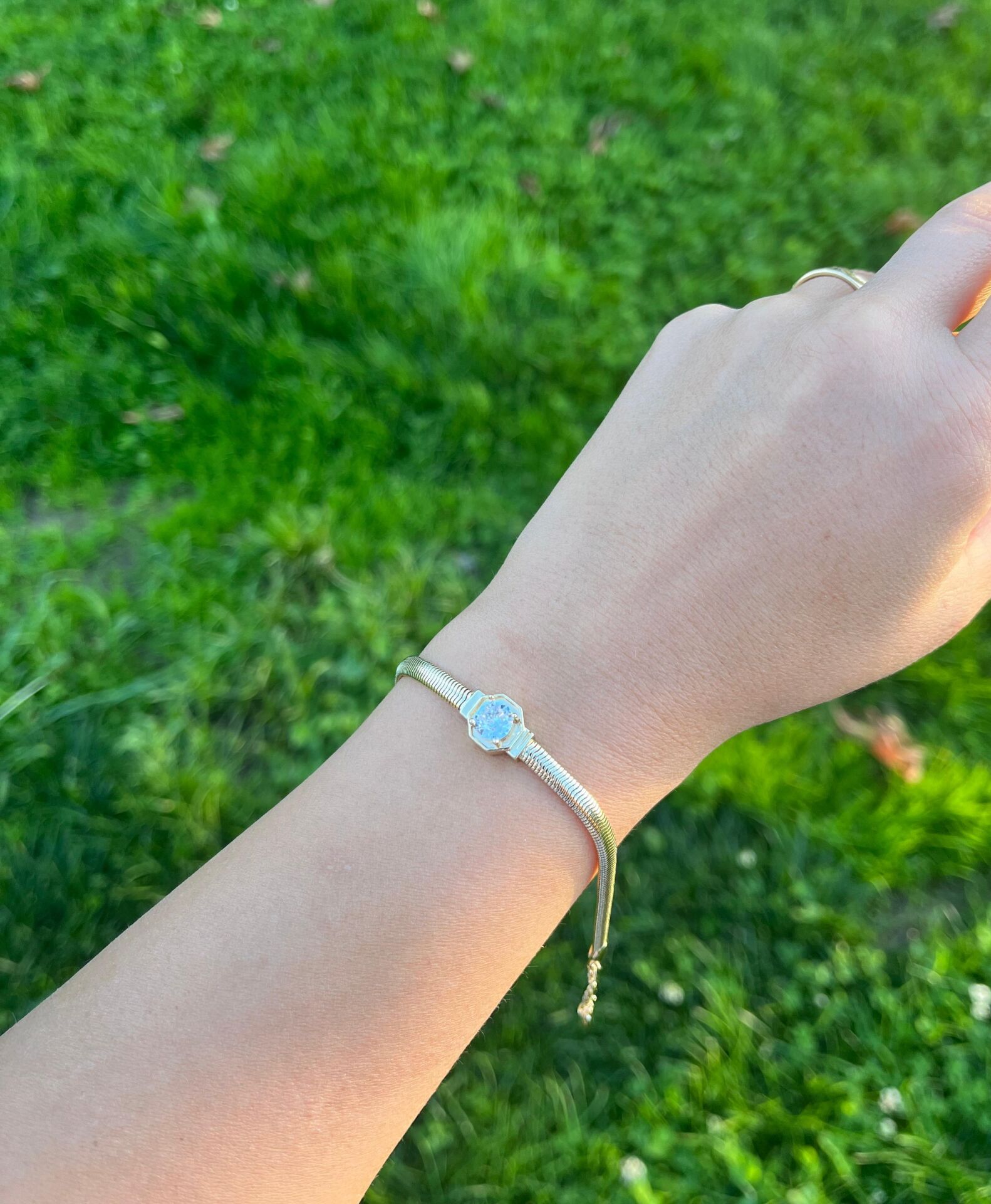 14K Omurga Dizilim Taşlı Bileklik