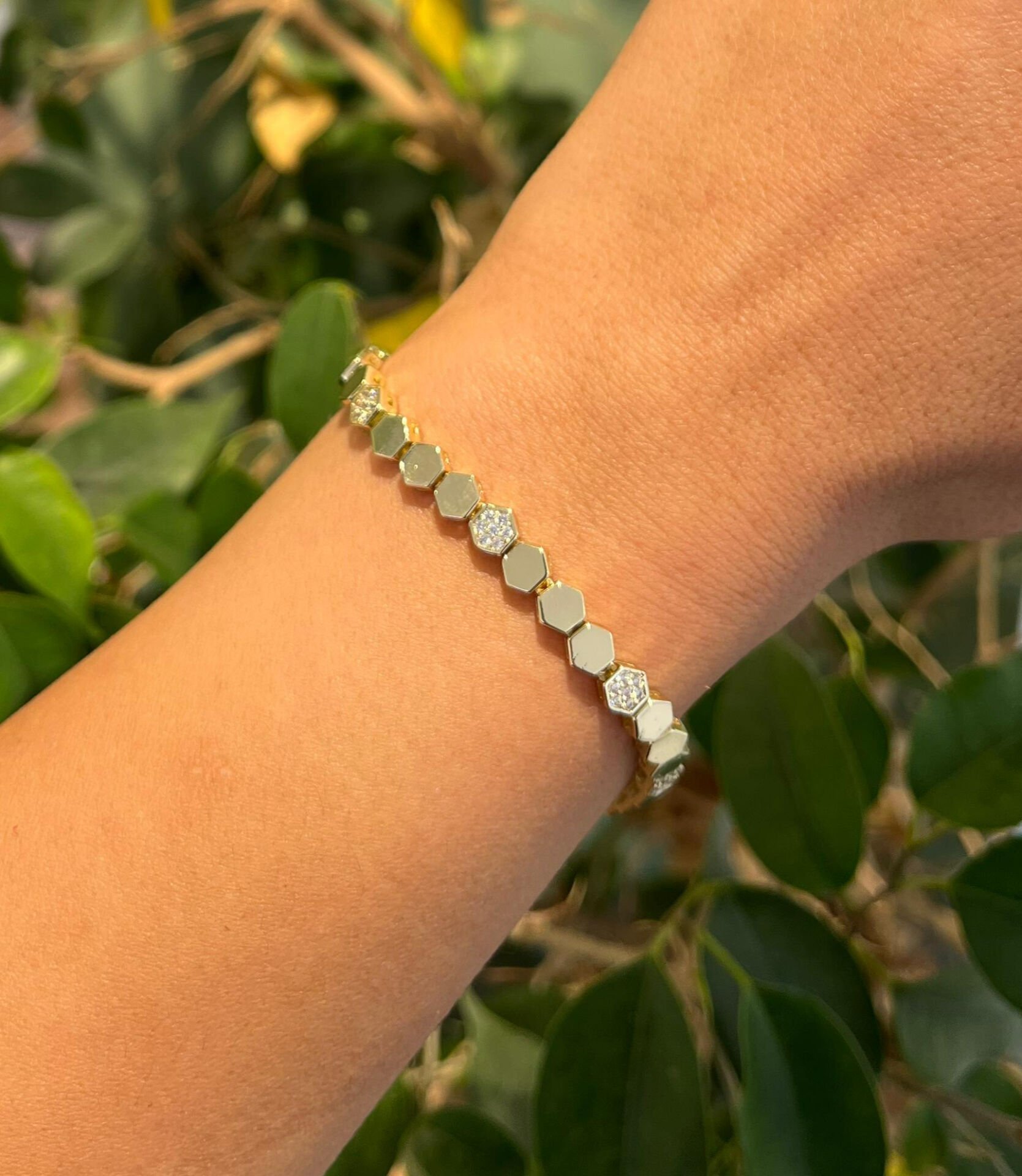 14K Baklava Dizilim Taşlı Bileklik