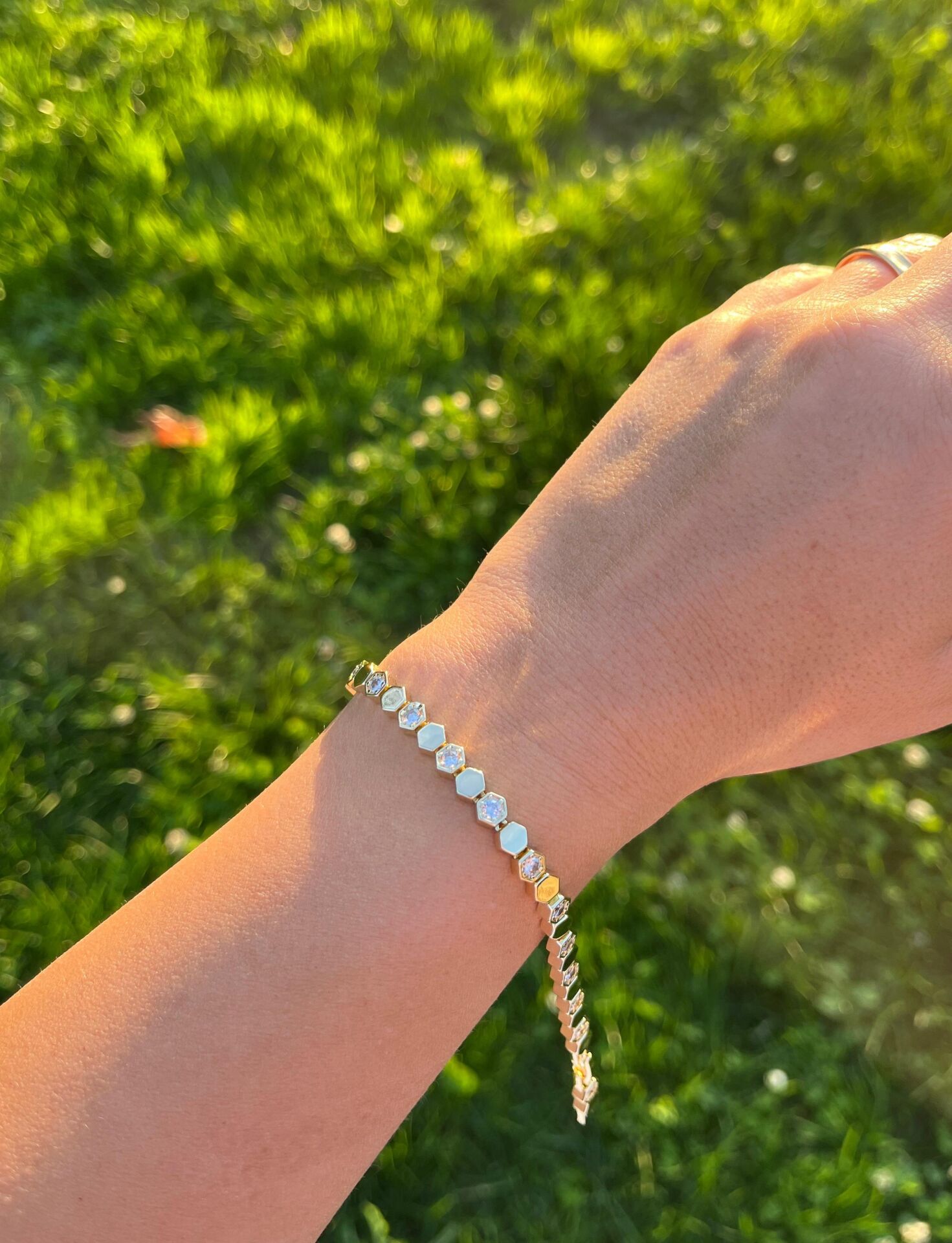 14K Taşlı Baklava Örüntü Bileklik