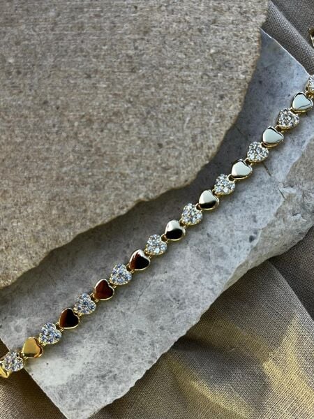 14K Kalpli Taşlı Örüntü Bileklik