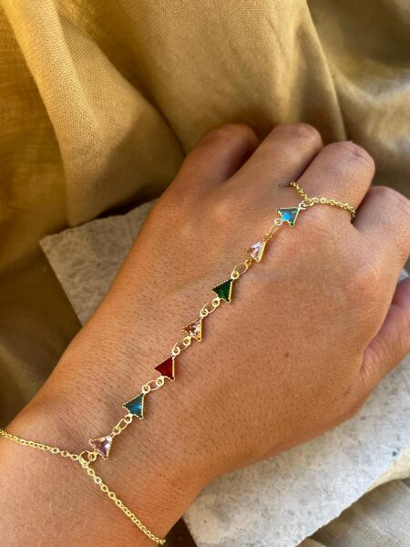 Renkli Taşlı Üçgen Şahmeran