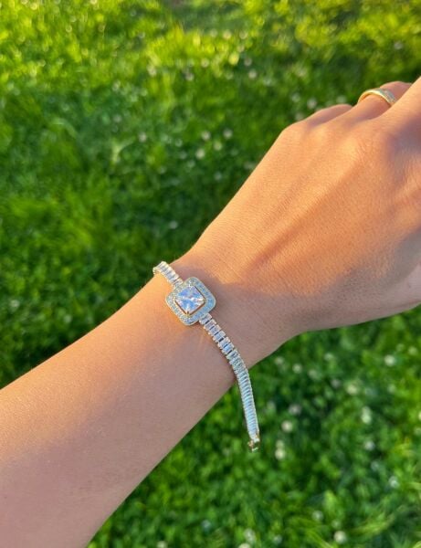 14K Row Large Stone Bracelet