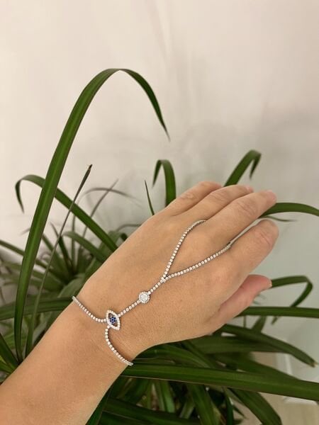 Gümüş Renkli Gözlü ve Taşlı Şahmeran