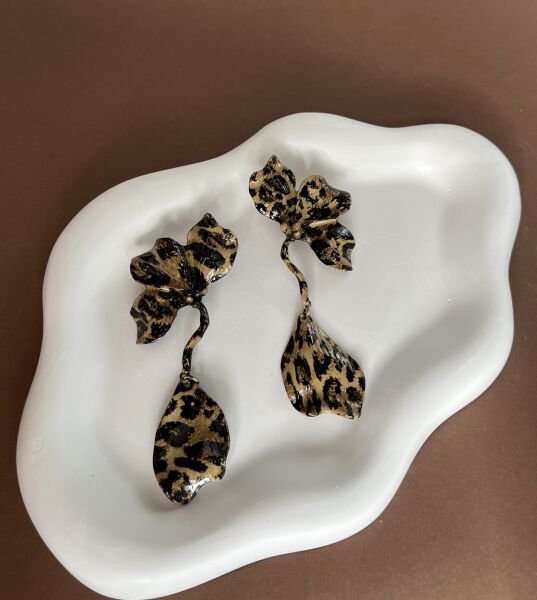 Sarkıt Yaprak Kahverengi Leopar Küpe