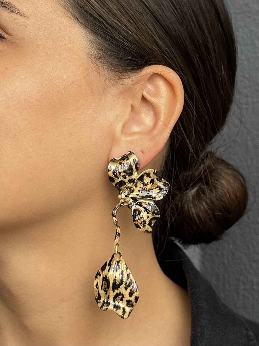 Sarkıt Yaprak Kahverengi Leopar Küpe