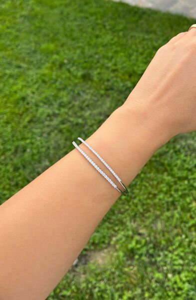 Gümüş Renkli Taşlı Kelepçe