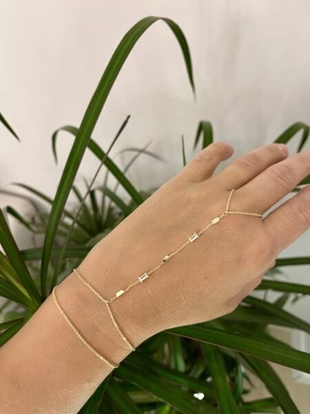 Altın Renkli Kutu Zincir Şahmeran