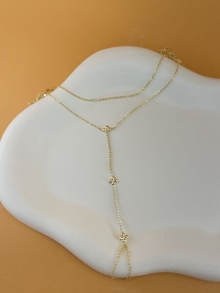 Altın Renkli Yonca Şahmeran