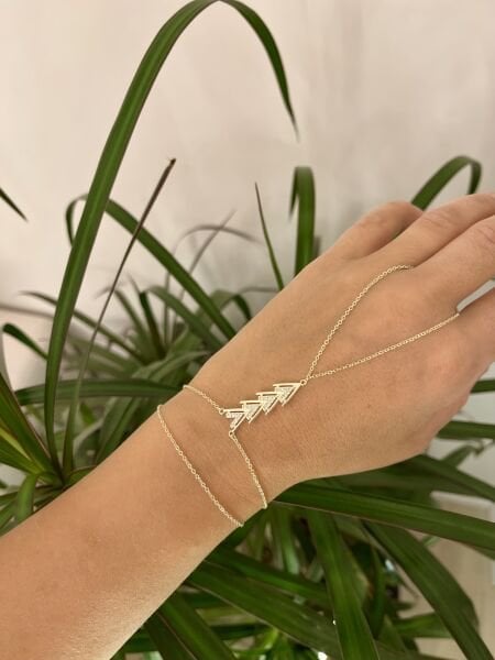 Altın Renkli Taşlı V Şahmeran