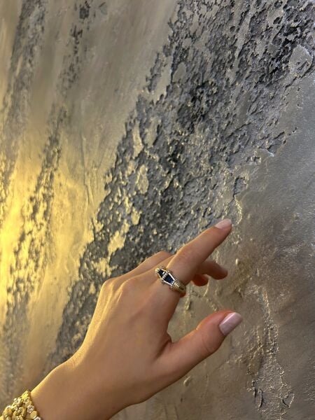 Mavi Taşlı İşlemeli Yüzük