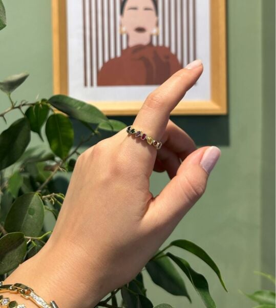 Renkli Taşlı İnce Yüzük