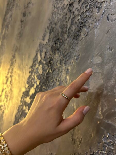 Sıralı Taş İnce Yüzük