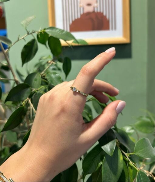 Daire Taşlı İnce Yüzük