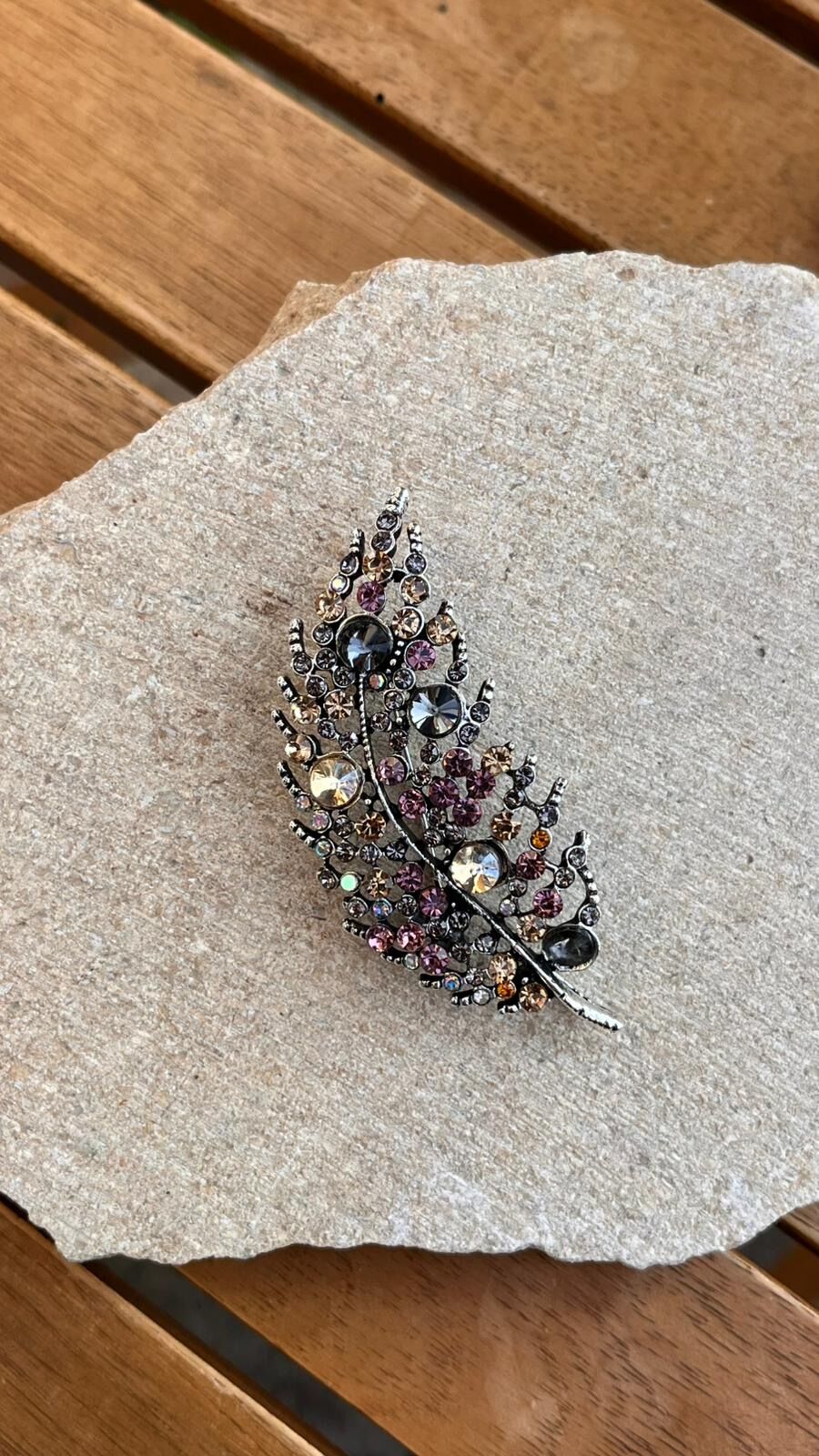 Taşlı Gümüş Yaprak Broş