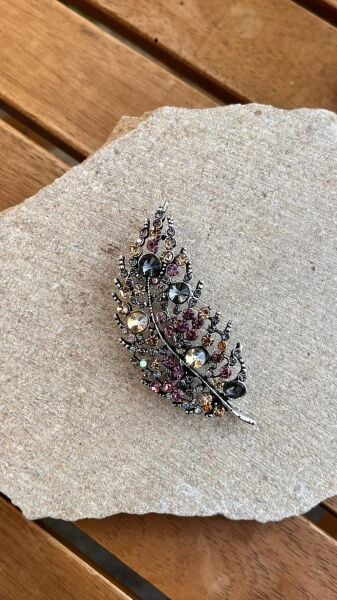 Taşlı Gümüş Yaprak Broş