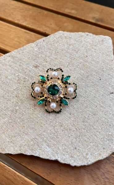 Taşlı Yonca Broş