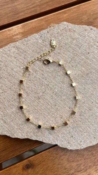 Sıralı Küp Bileklik